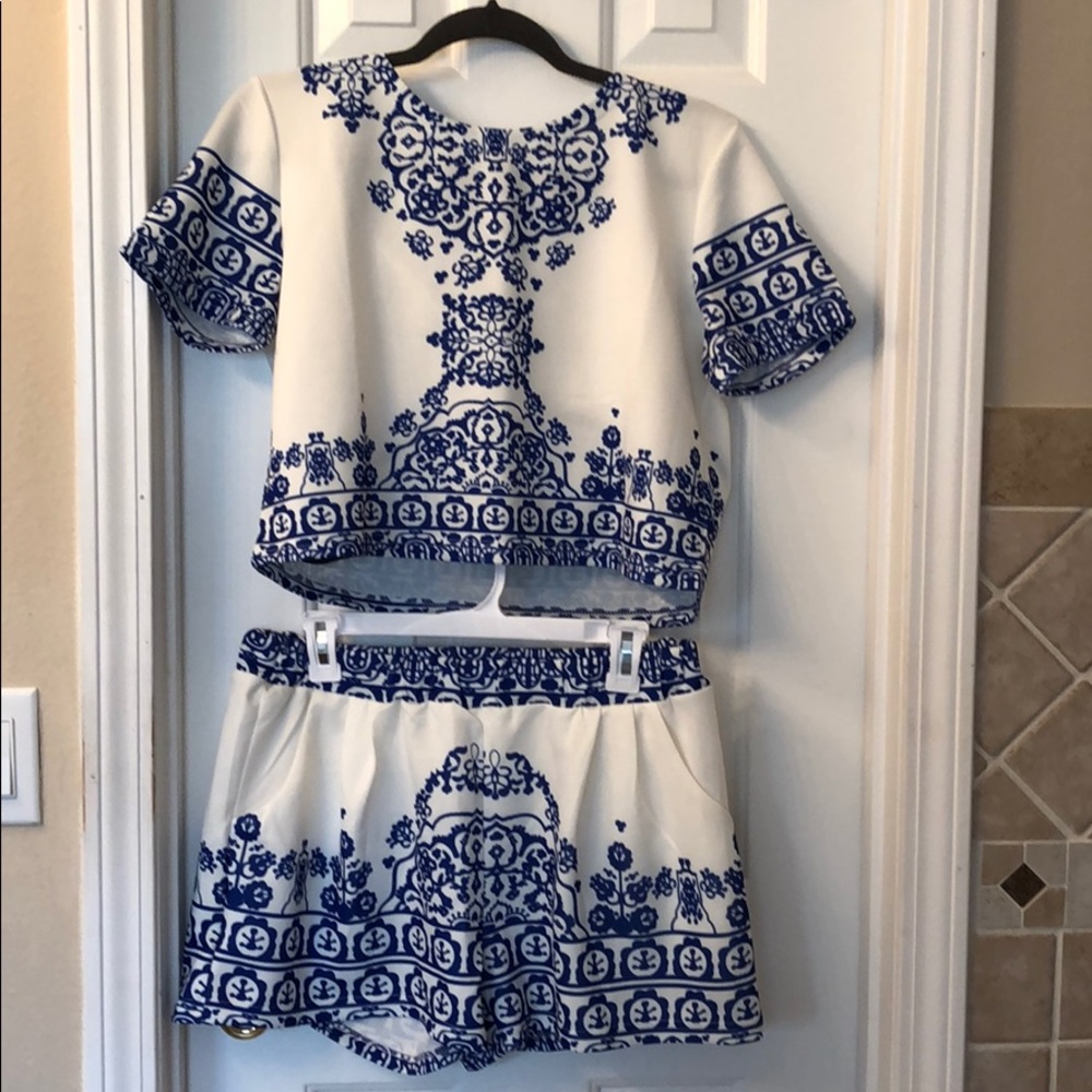 Choies Royal Blue & White 2 Piece Crop Outfit
